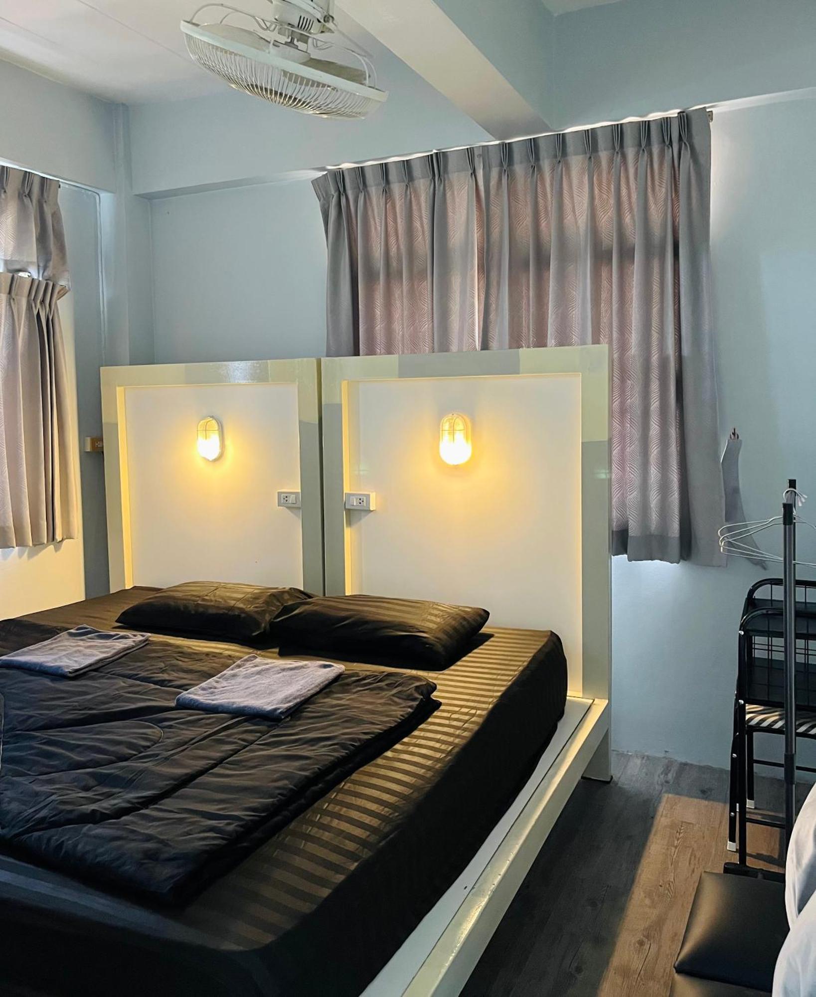 Patone Hostel Phra Nakhon Si Ayutthaya Dış mekan fotoğraf