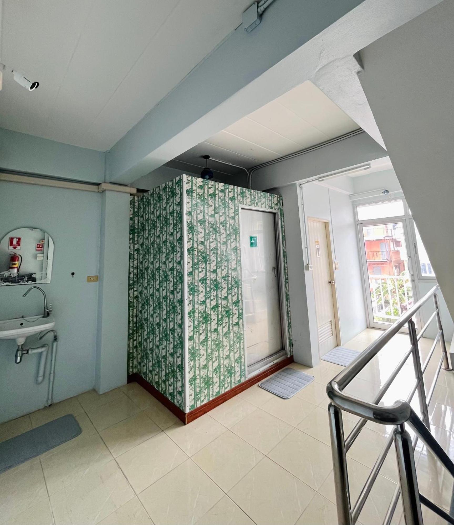 Patone Hostel Phra Nakhon Si Ayutthaya Dış mekan fotoğraf